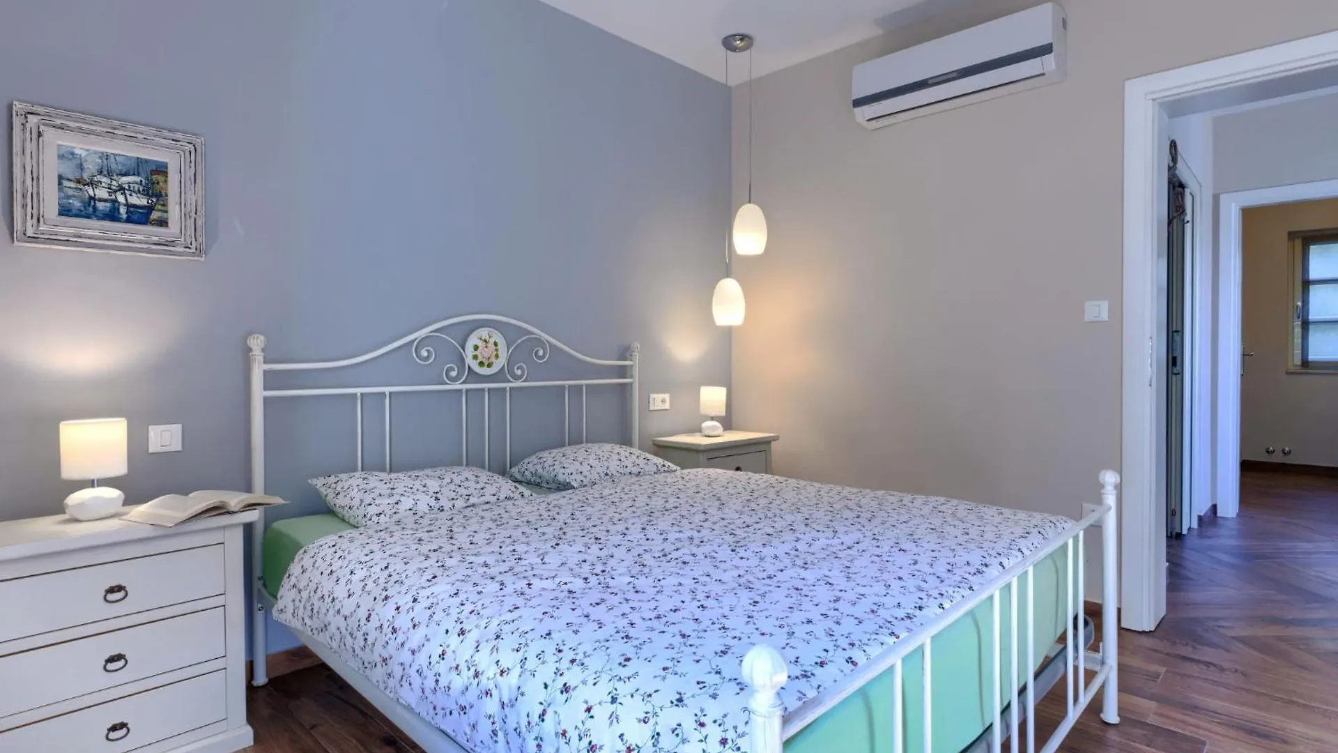 Villa Feniks By Interhome Višnjan 0*,  Hırvatistan